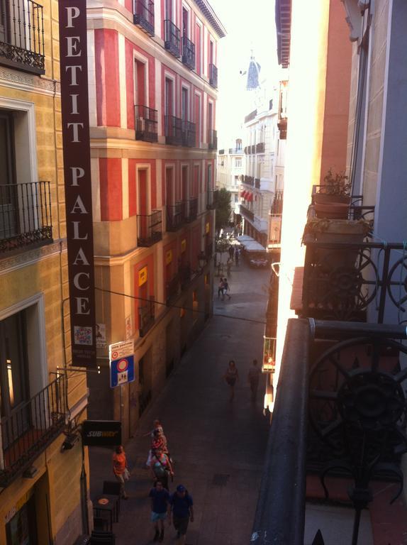 Hostal Comercial Madrid Pokoj fotografie