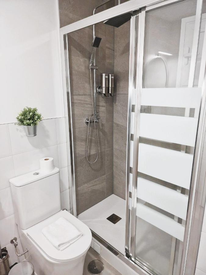 Hostal Comercial Madrid Exteriér fotografie