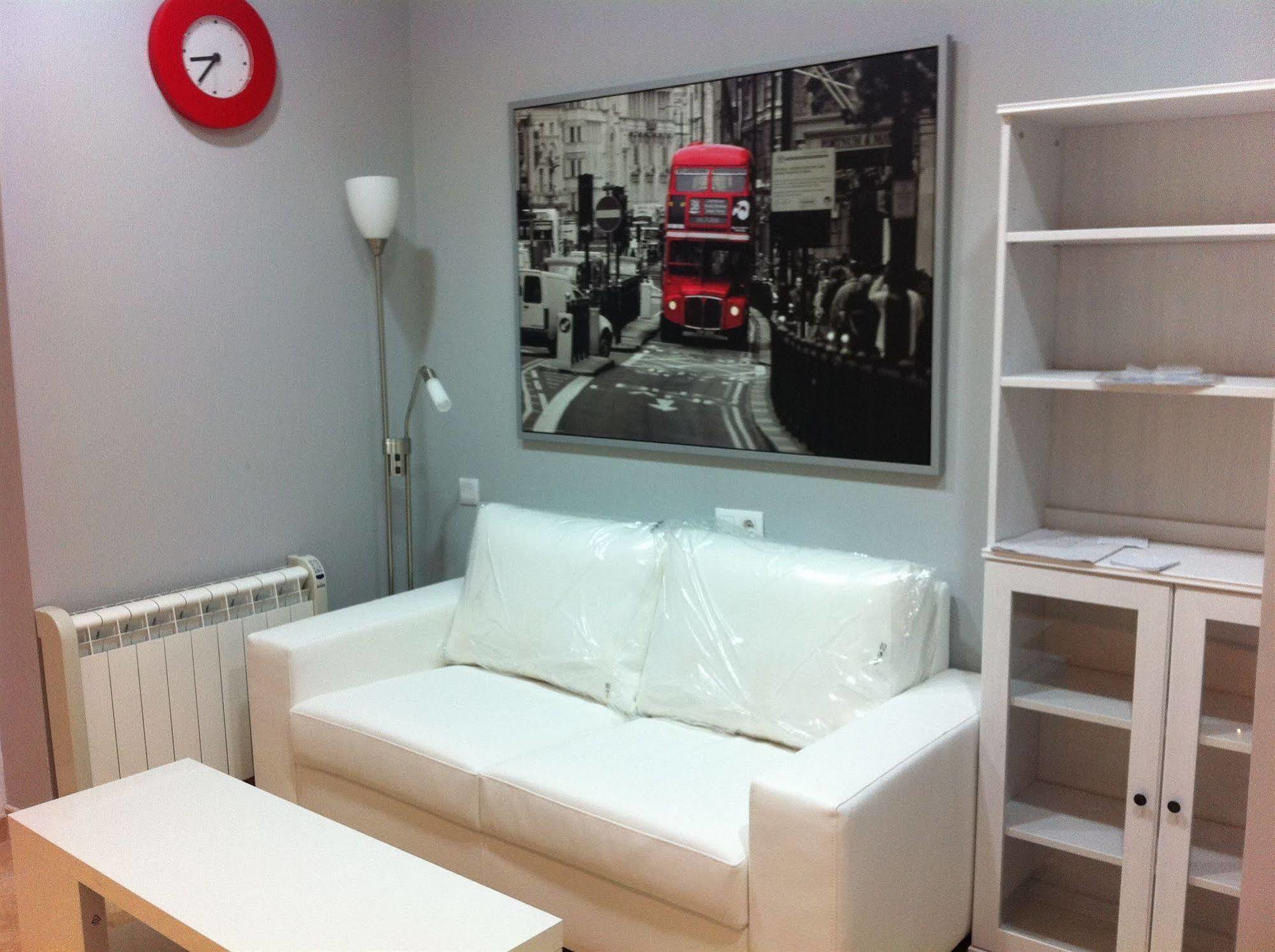 Hostal Comercial Madrid Exteriér fotografie