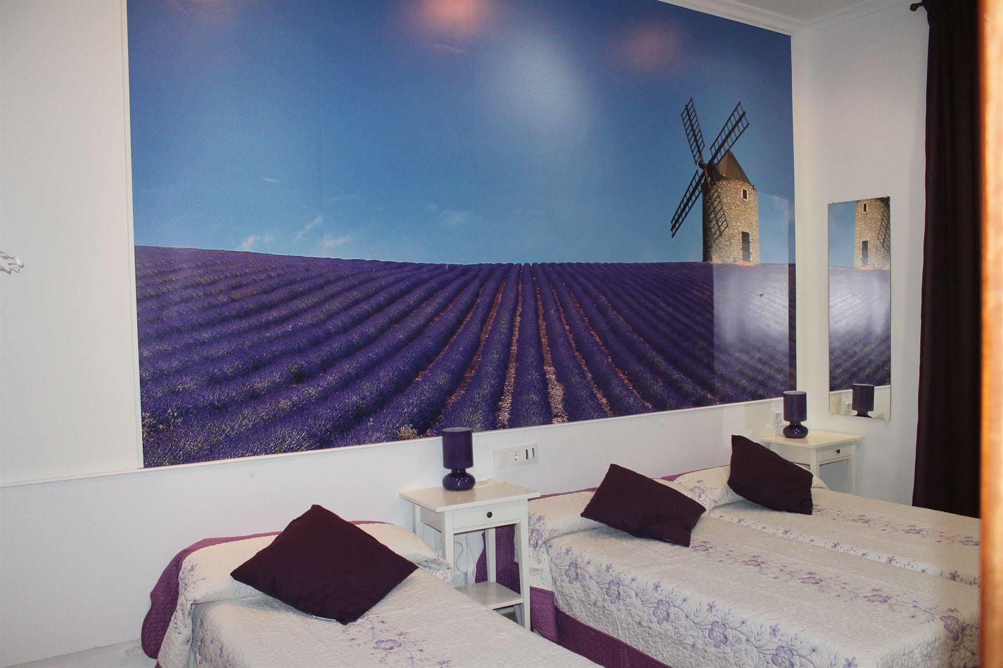 Hostal Comercial Madrid Exteriér fotografie