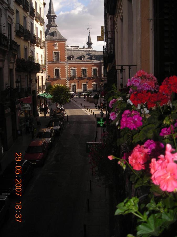 Hostal Comercial Madrid Pokoj fotografie